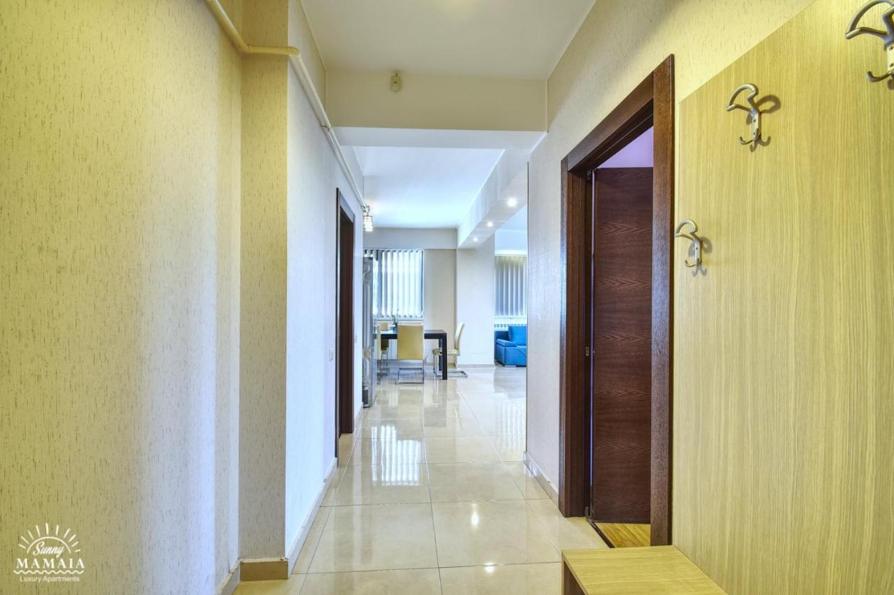 Sunny Luxury Apartment 2 Mamaia Ngoại thất bức ảnh