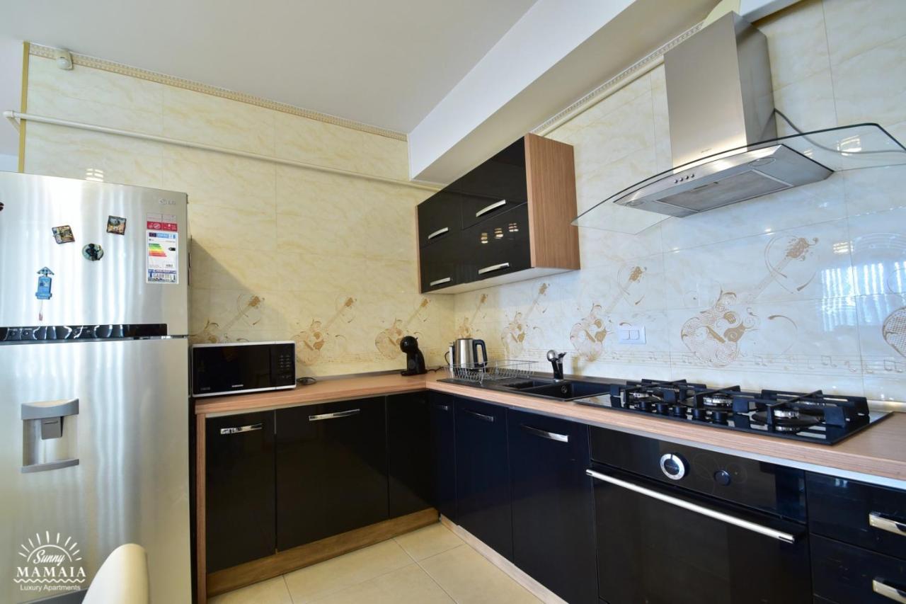 Sunny Luxury Apartment 2 Mamaia Ngoại thất bức ảnh